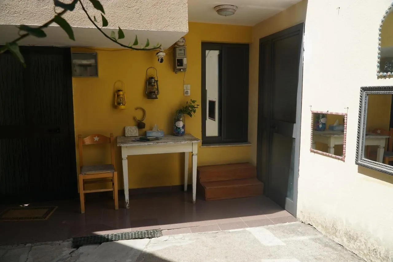 Albaniantrip Rooms And Apartments Tirana Albania